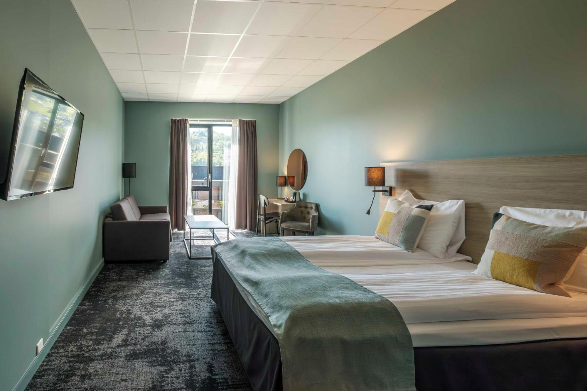 Hardangerfjord Hotel 4*