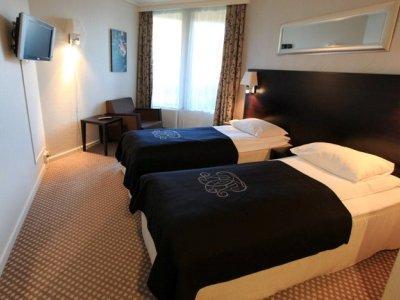 Hardangerfjord 4* Øystese